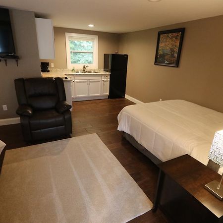 Brimley Motel Suites Eksteriør bilde