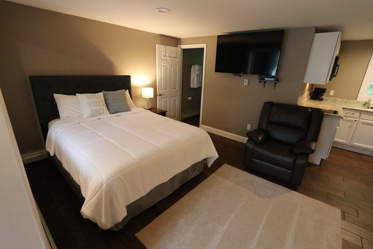 Brimley Motel Suites Eksteriør bilde
